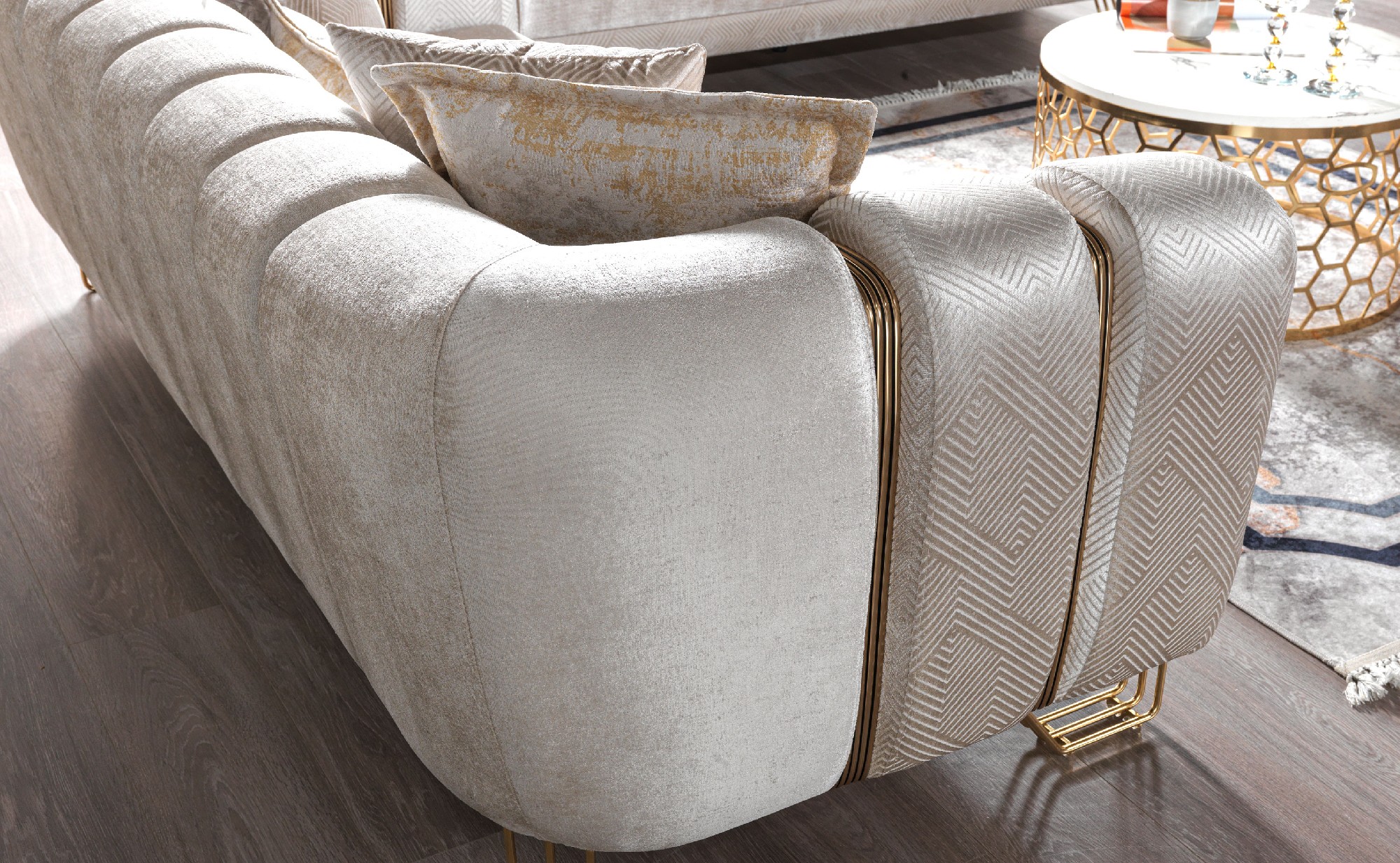 Almira G1100 Sofa 4